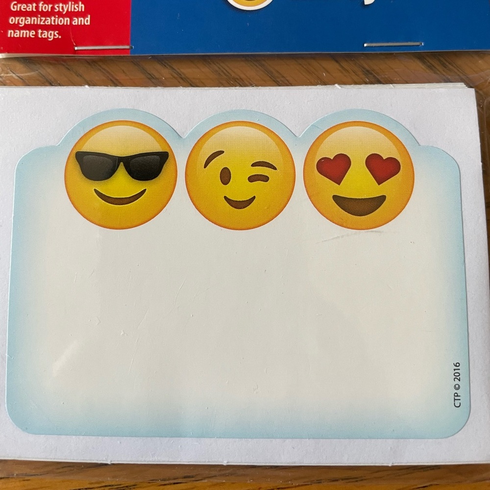 Emoji Fun Labels/Name Tags (2 packages of 36)
